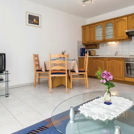 2 Bedroom Amazing In شقة *